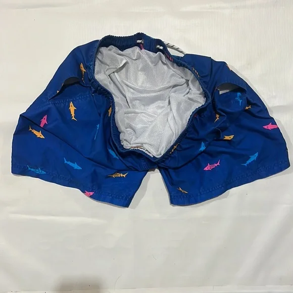 Maamgic shark swim trunks sz LG - Picture 6 of 6
